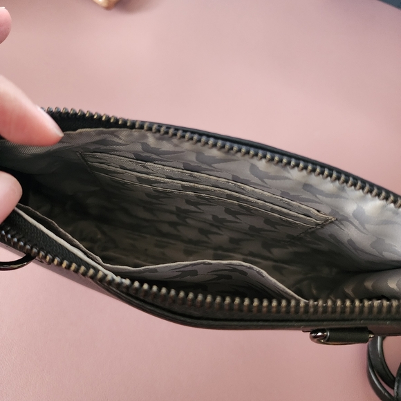 Lo&Sons Waverly 1 4in1 Convertible Bag - Picture 6 of 11